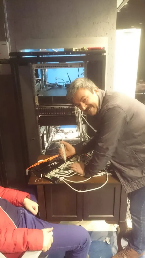 Data Kabineti Kablo Sonlandırma Çalışması