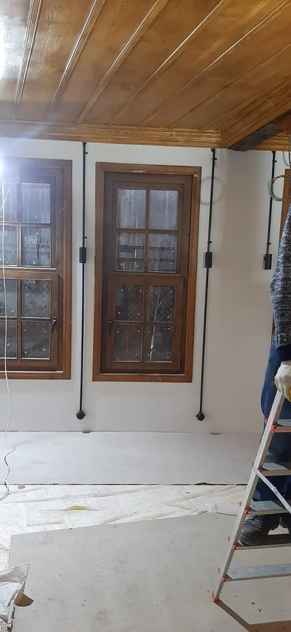 Pencere Kenarı Sıva Üstü Hat Uygulaması
