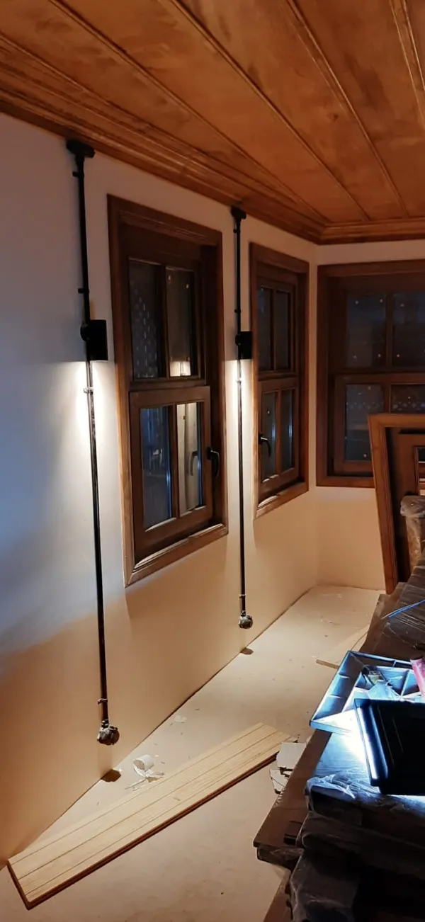 Ahşap Yapıda Sıva Üstü Aplik Tesisatı