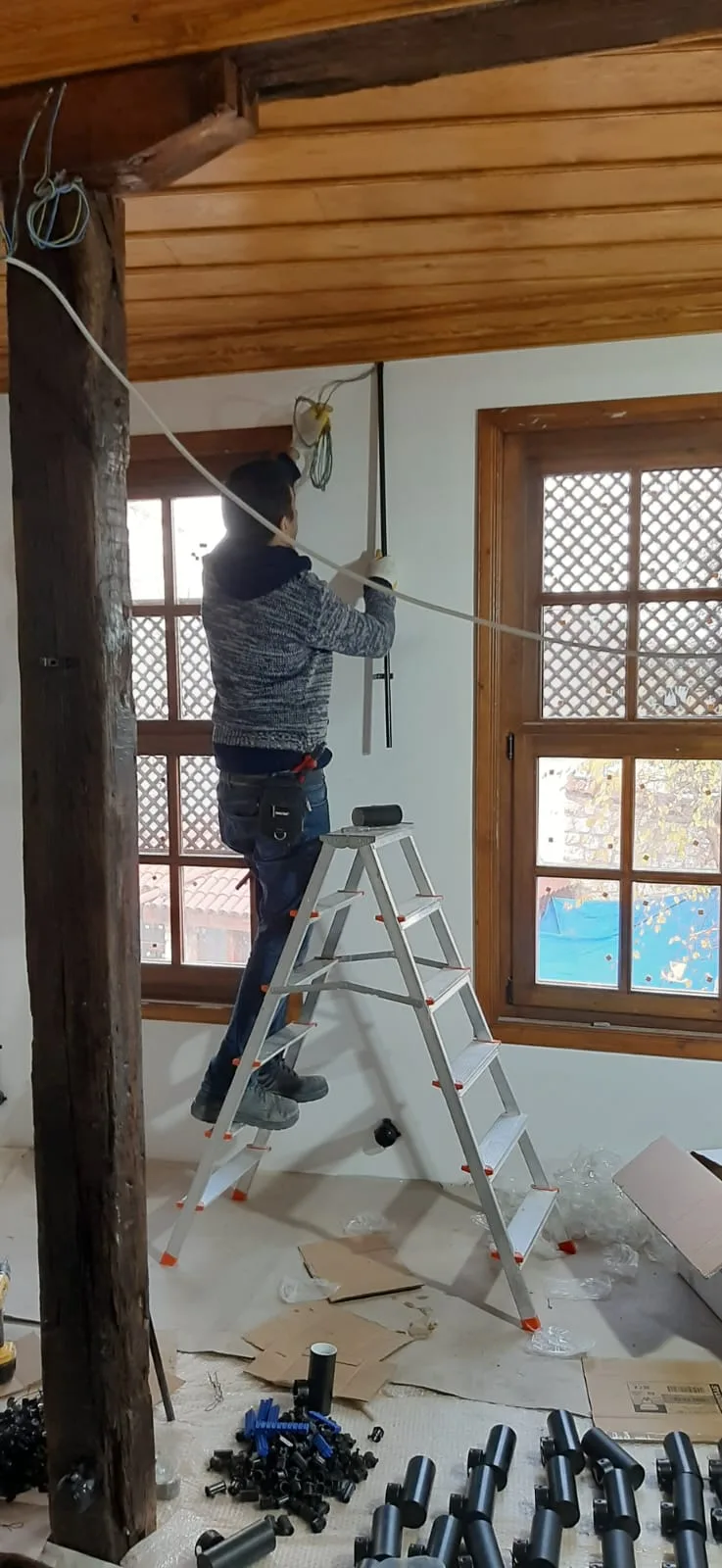 Ahşap Yapıda Sıva Üstü Hat Montajı